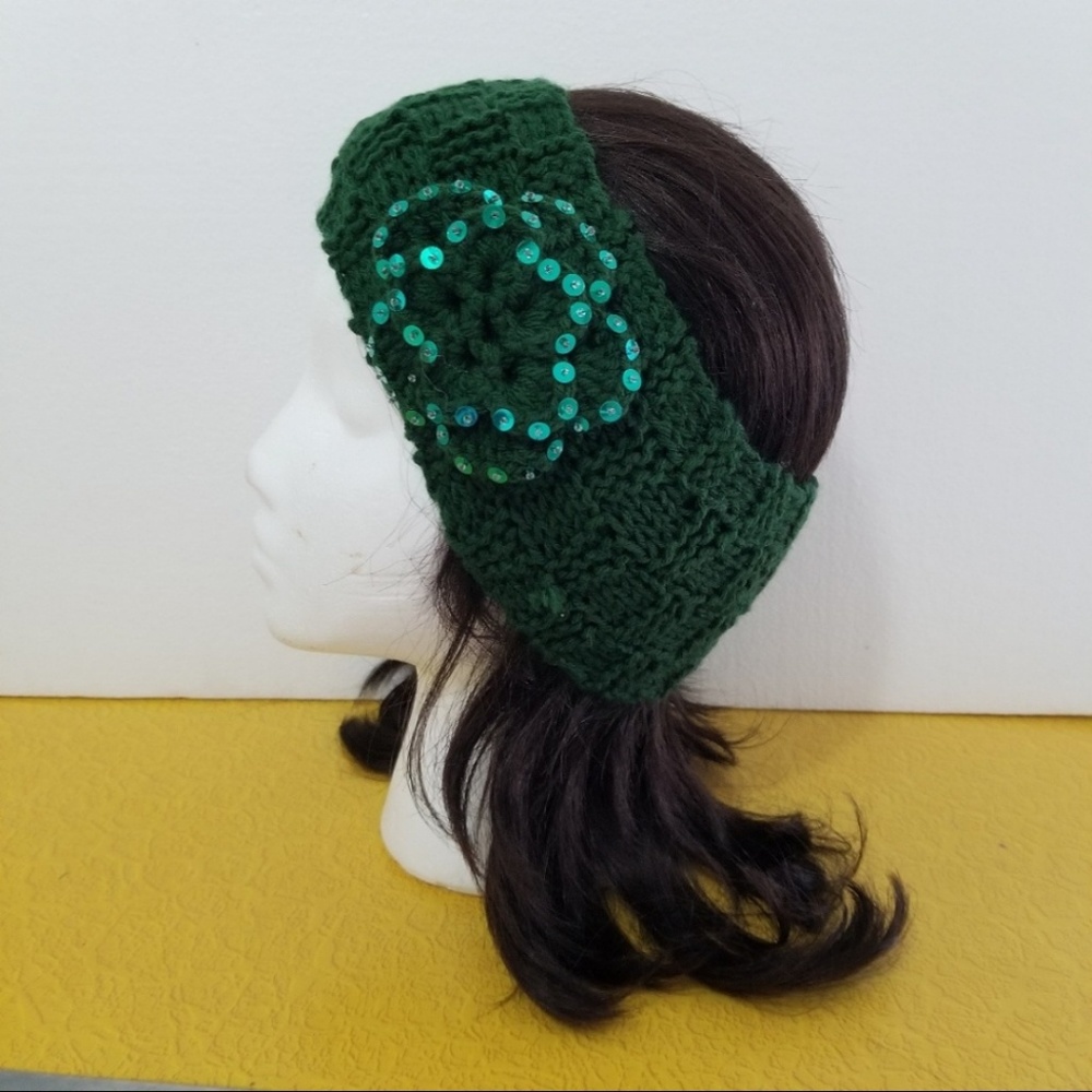 New Handmade Knit winter wool headband, green.